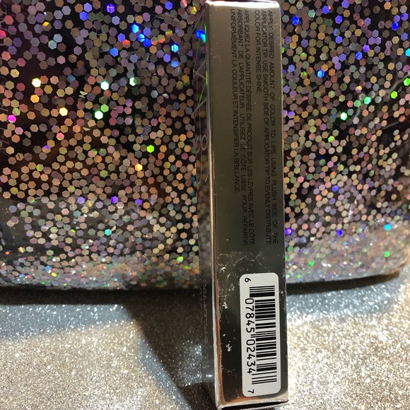 BNIB! NARS Full Vinyl Lip Lacquer in Mississippi 2434 - Picture 4 of 7